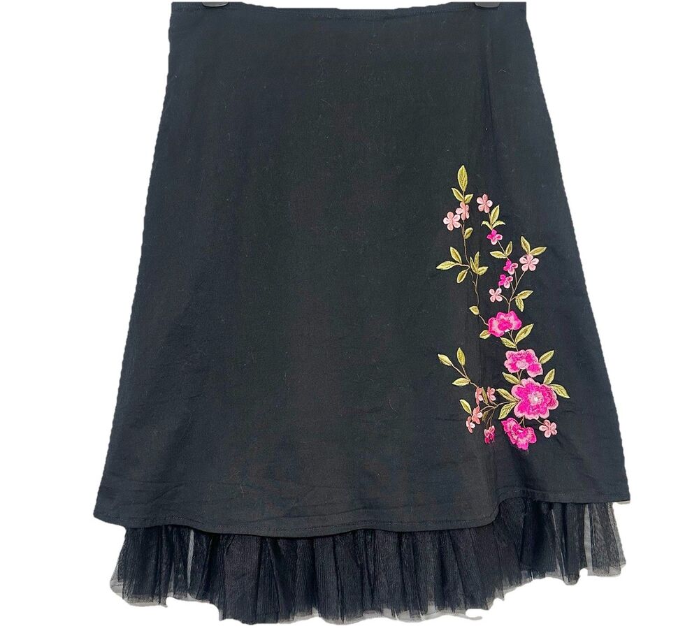 Y2K Black Embroidered Floral Skirt Tulle Hem A Line Coquette Small Fashion Bug